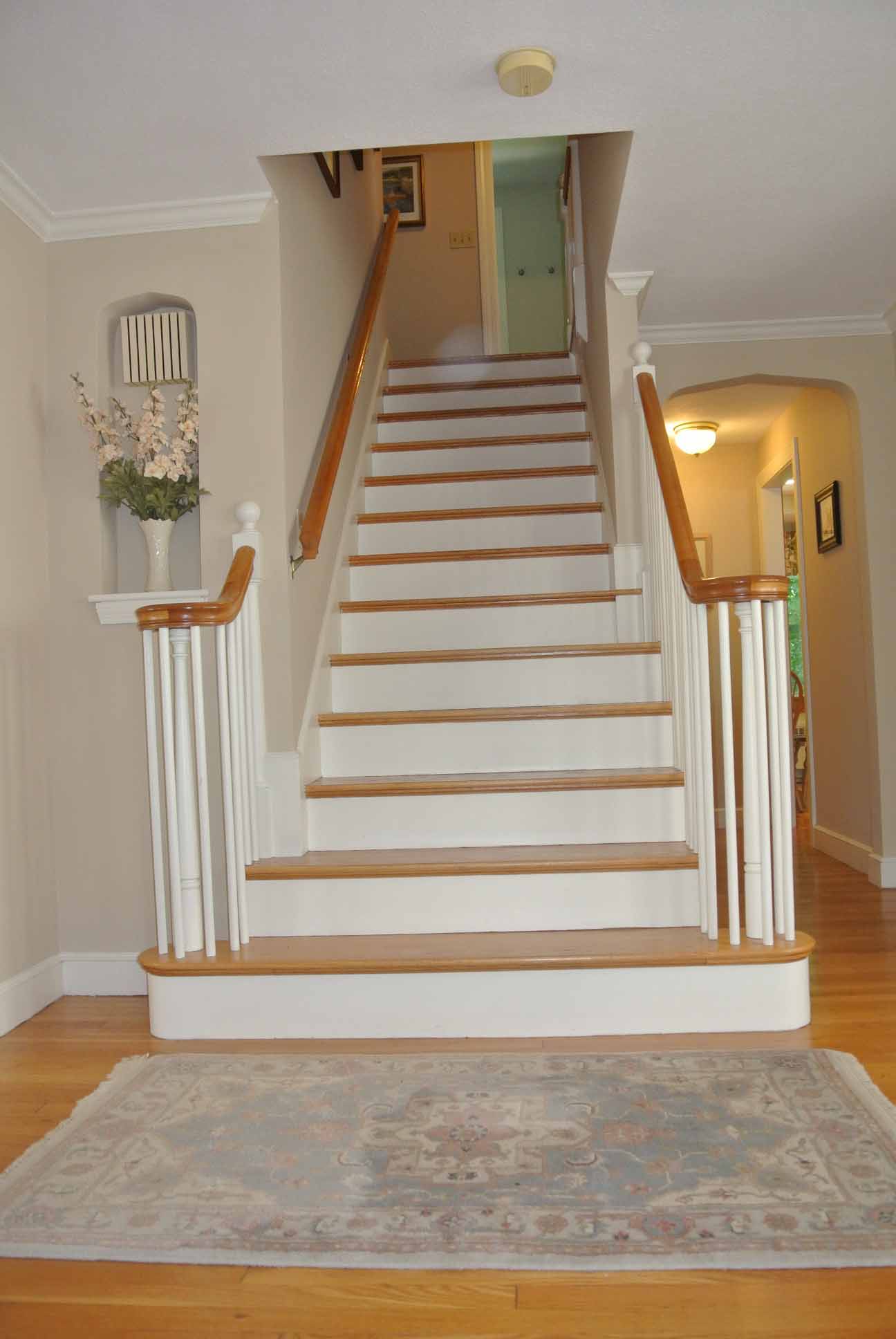 185 Paul Revere Road Needham MA 02494 | Foyer