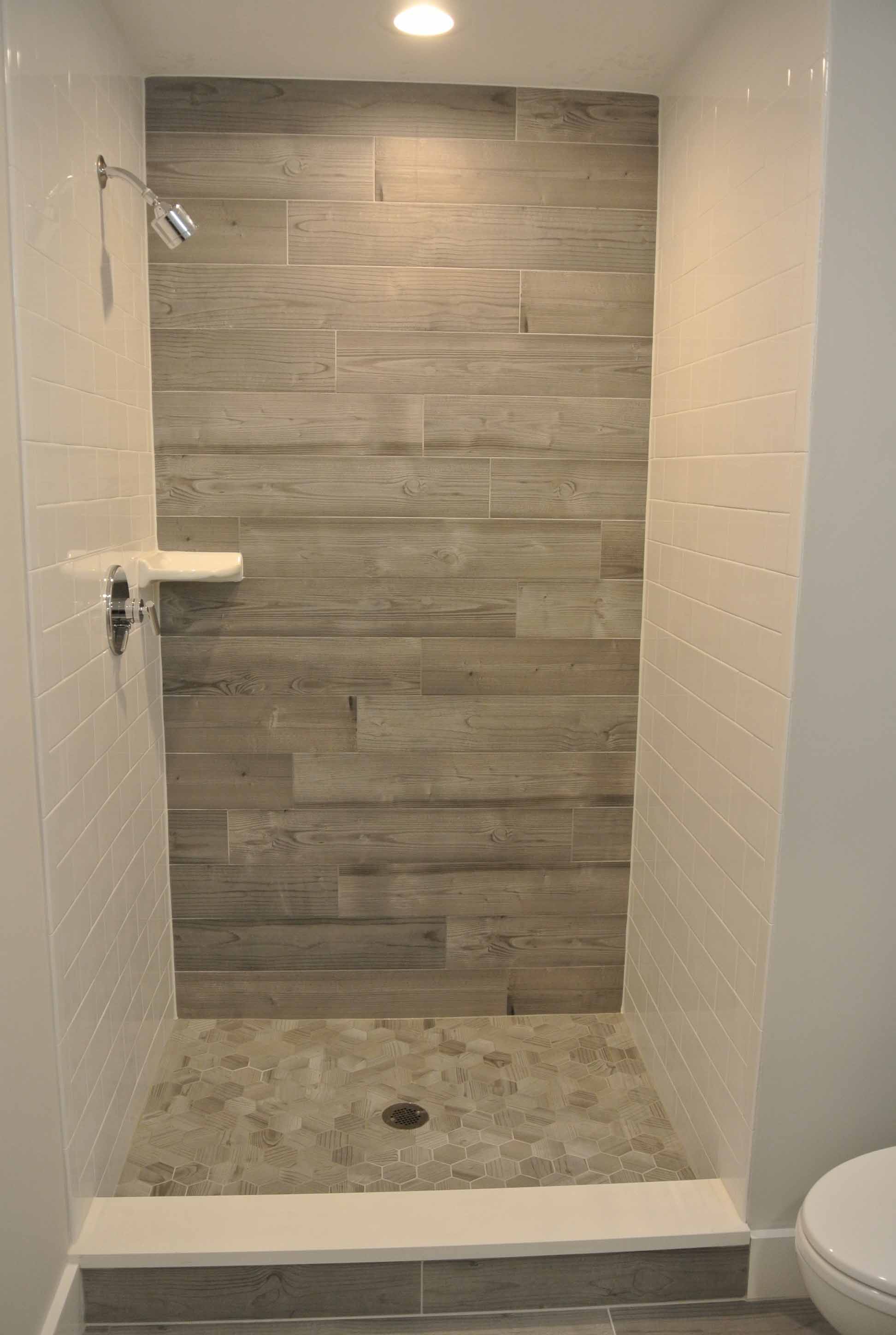 373 Hunnewell St Needham MA 02494 | Guest Bathroom