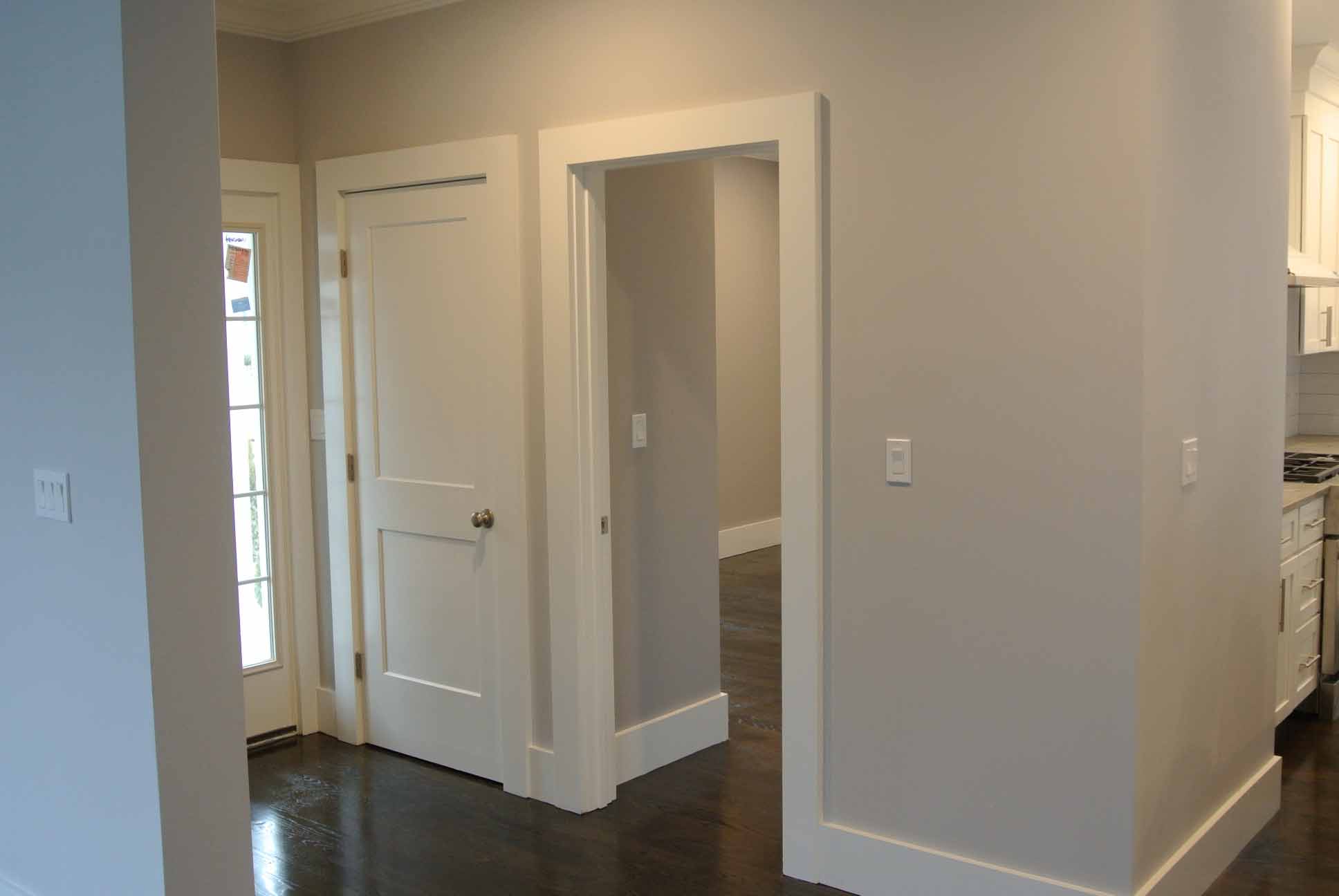 373 Hunnewell St Needham MA 02494 | Foyer