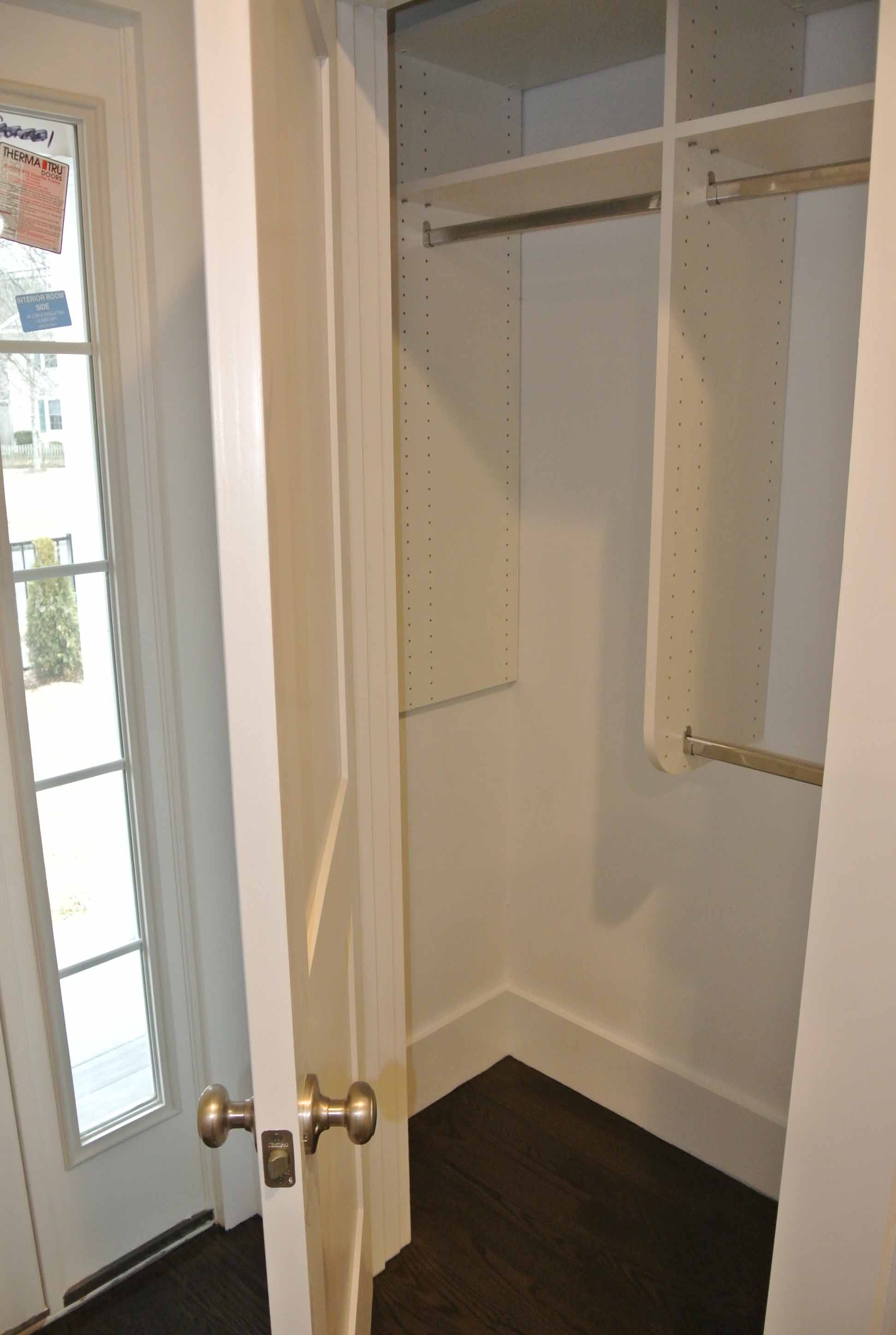 373 Hunnewell St Needham MA 02494 | Foyer