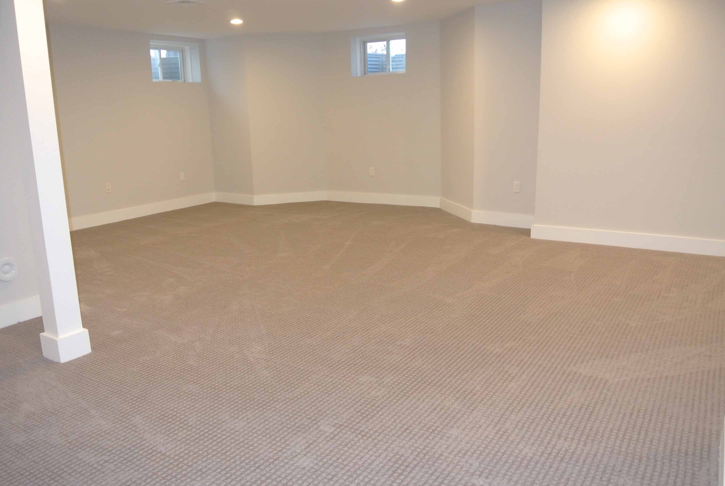 373 Hunnewell St Needham MA 02494 | Man Cave