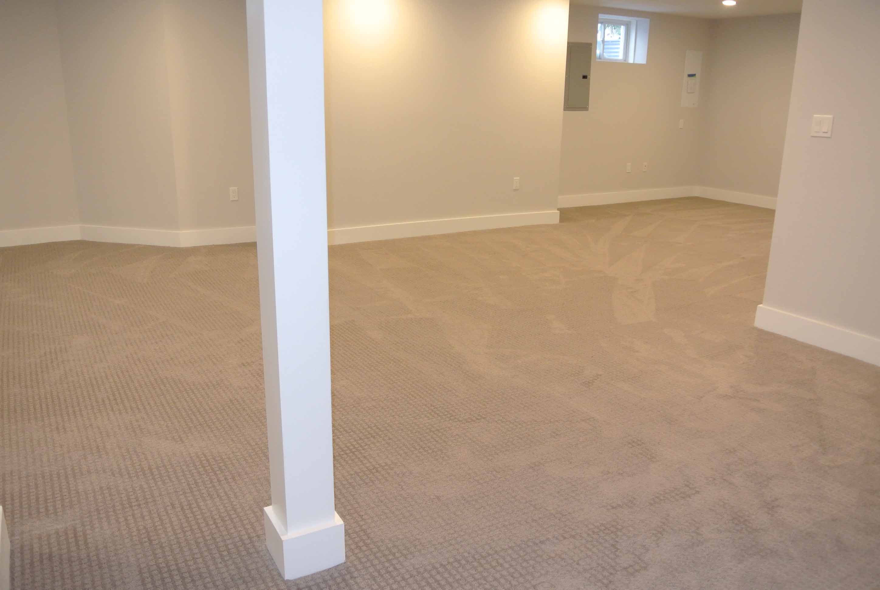 373 Hunnewell St Needham MA 02494 | Man Cave