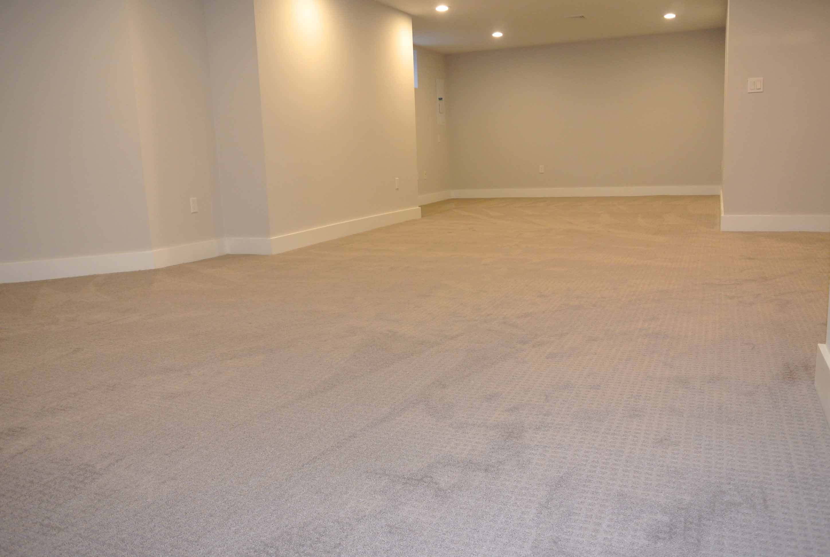 373 Hunnewell St Needham MA 02494 | Man Cave