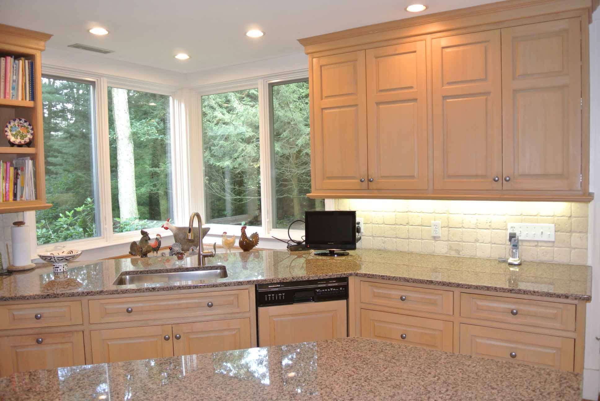 423 Concord Road Weston MA 02493 | Kitchen